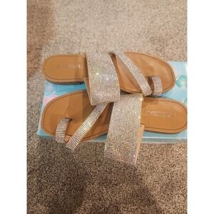 Soda Women's Rhinestone Embellished Toe Ring Sandals‎ Flats Slides Size 7